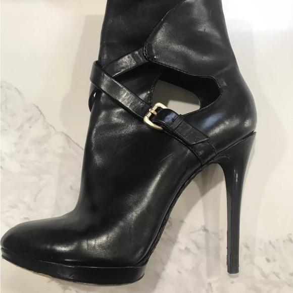 B Brian Atwood Factorium leather bootie Platform heel Size 6.5. buckle detail - Picture 3 of 16